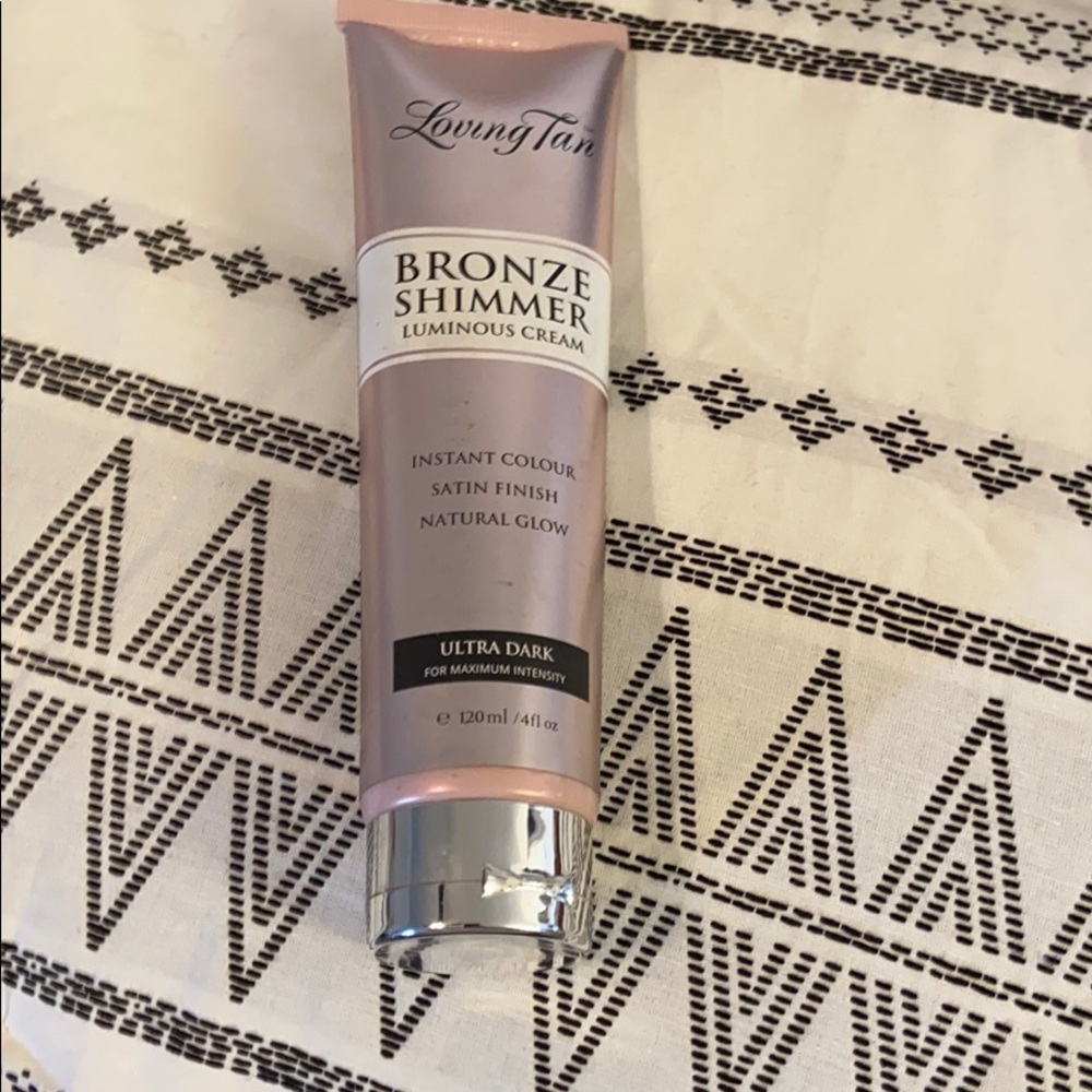Loving Tan Bronze Shimmer Luminous Cream